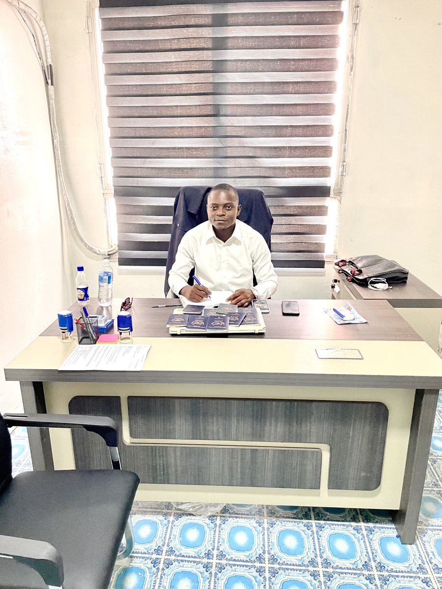 Que celui qui ne travaille pas, ne mange pas non plus.

2 Thessaloniciens 3 : 10.