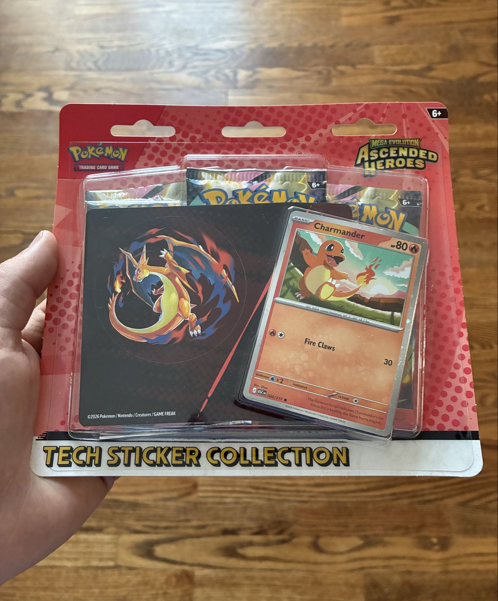 TheDamagedPokemonCollector tweet media
