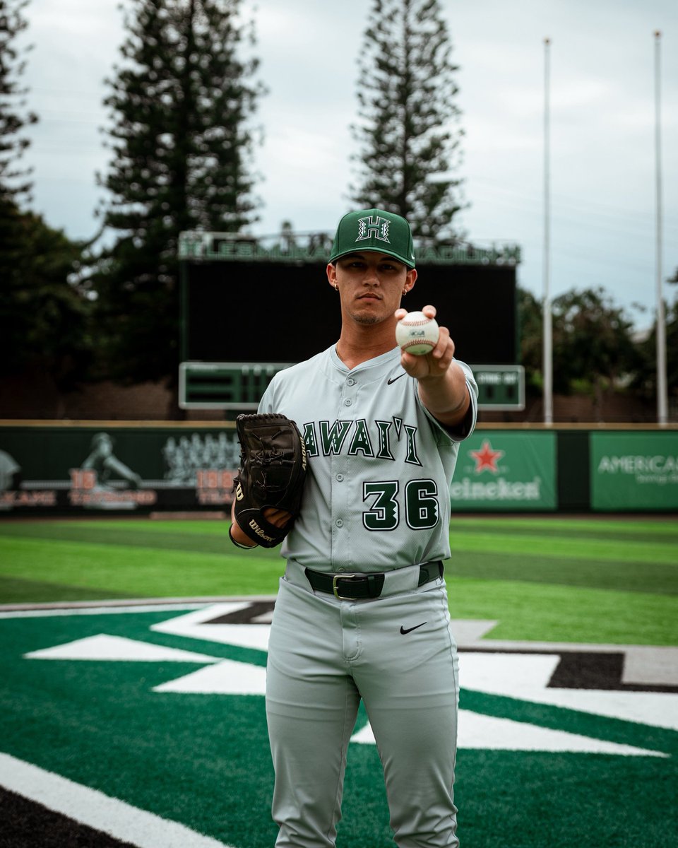 The uniform lineup for <a href="/HawaiiBaseball/">Hawaii Baseball</a> this season.

#uniswag