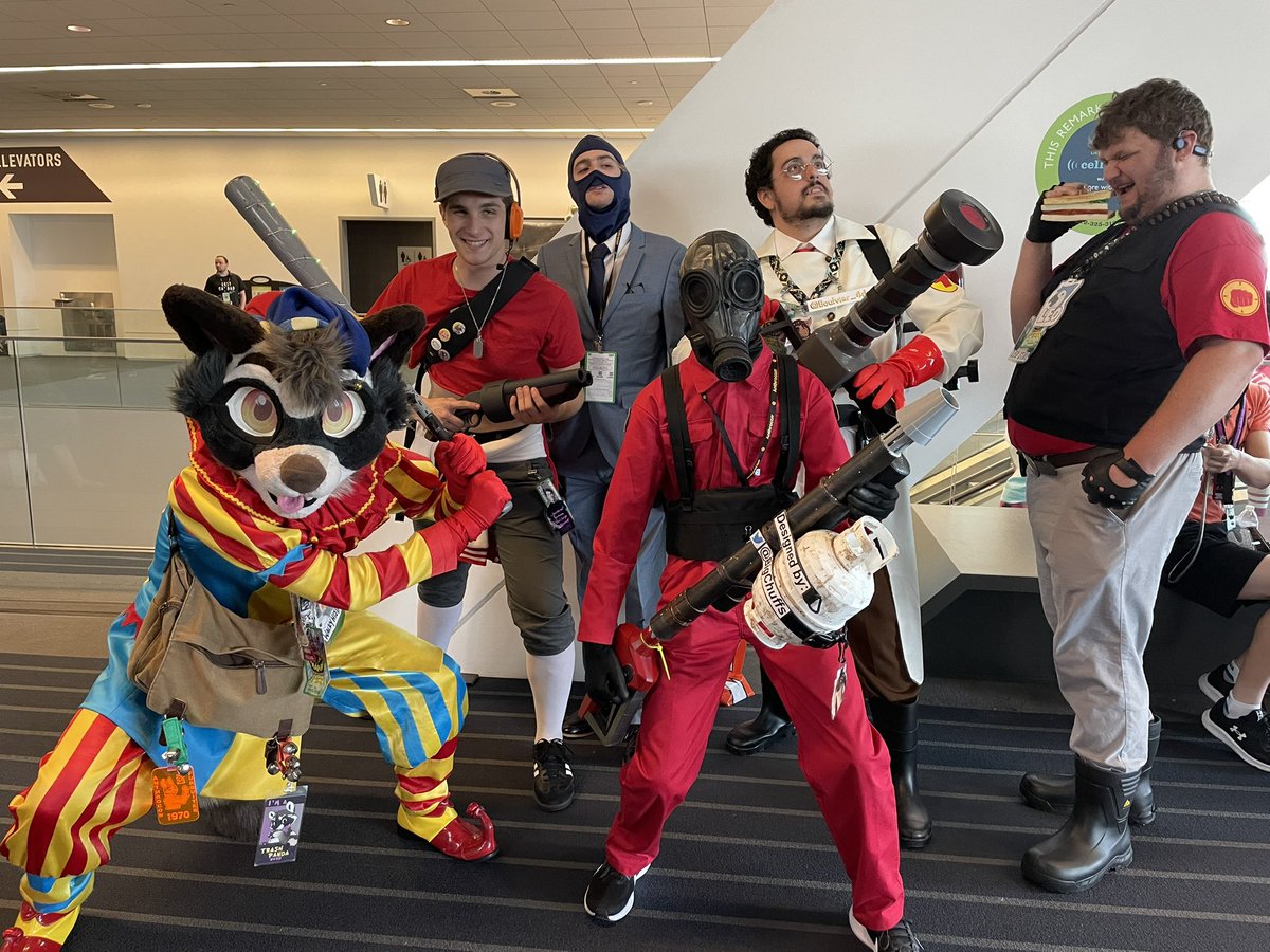 wacky_hijinks's tweet photo. when it’s #FursuitFriday but Team Fortress 2 Classified (@tf2classified), formerly known as “Team Fortress 2 Classic” is genuinely released on Steam at Jan 30th 8PM UTC https://t.co/oDUQAyGlD0