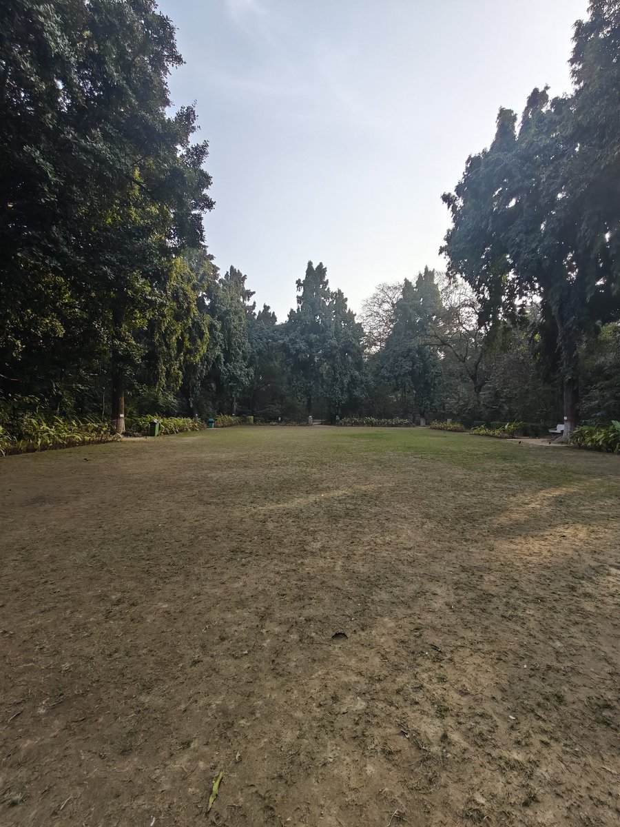 RealKartikk's tweet photo. I used to wonder why people Sit alone for hrs ,until I had that day. https://t.co/FNXJWwUWr3