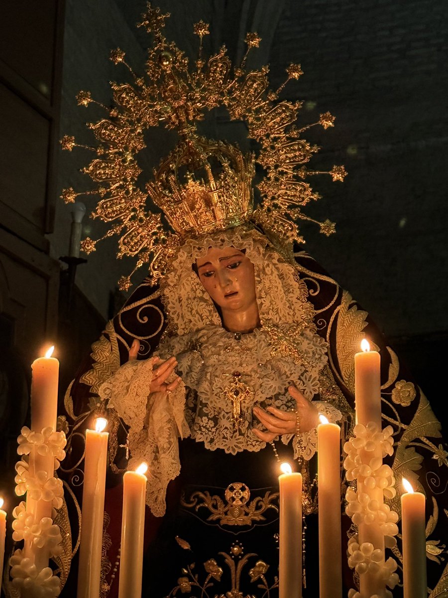 LanzadaSevilla's tweet photo. 🔴  #Galeria | 
•Traslado Solemne de María Santísima del Buen Fin•

#LanzadaSevilla #SagradaLanzada https://t.co/0DUbNVxiRd
