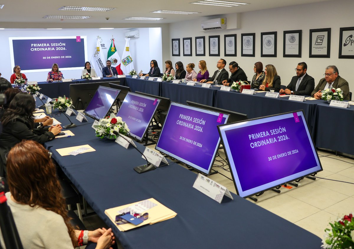 Este viernes asistí a las instalaciones de la <a href="/FiscaliaPuebla/">FGE Puebla</a>, donde se llevó a cabo la 1ra. Sesión Ordinaria 2026 del Observatorio de Participación Política de las Mujeres en Puebla, en la que participé junto a la Fiscal General <a href="/idamis35/">Idamis Pastor Betancourt</a>; el Magdo. Pdte. Israel Argüello Boy,
