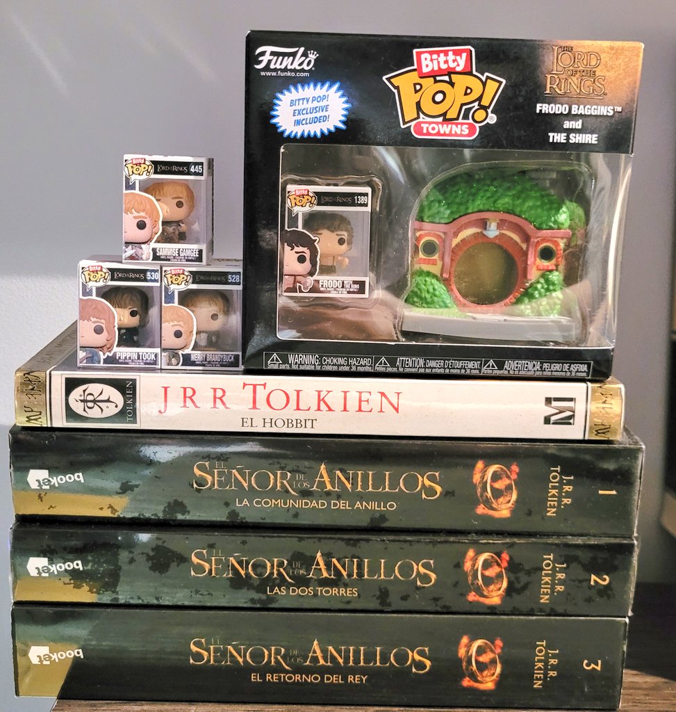 nitnaga's tweet photo. Ya estรกn todos ๐
#thelordoftherings #bittyfunko https://t.co/rKfWZXp9q7