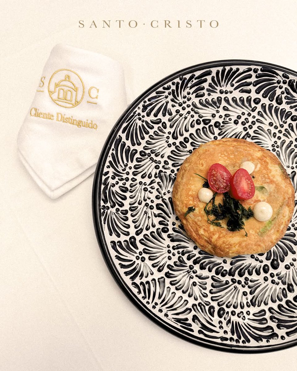 ✨ Atlixco se come con el corazón...

En Hacienda Santo Cristo, en Atlixco no es solo un platillo, es historia viva en cada bocado. 🌶️🔥

Parte de la colección Tesoros de México en Atlixco, donde la cocina cuenta leyendas y reúne generaciones.

#AtlixcoPuebla #TesorosDeMéxico