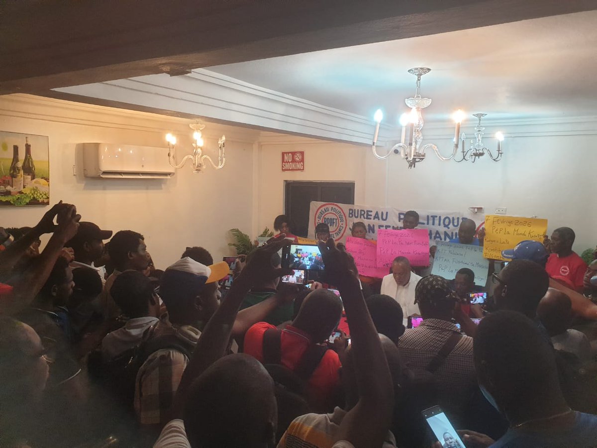 Batay la pa fasil, li pat janm fasil sistèm nan gen anbranchman nan anpil sektè, men revandikasyon pèp ayisyen an ap respekte. Nou prale nan Lakou Kasasyon ! Nou kontinye denonsye mannèv <a href="/citoyendidier/">Alix Didier Fils-Aimé</a> ak tout ekip li ap fè pou akapare pouvwa a aprè 7 fev. <a href="/CARICOMorg/">CARICOM: Caribbean Community</a> fè respè w!