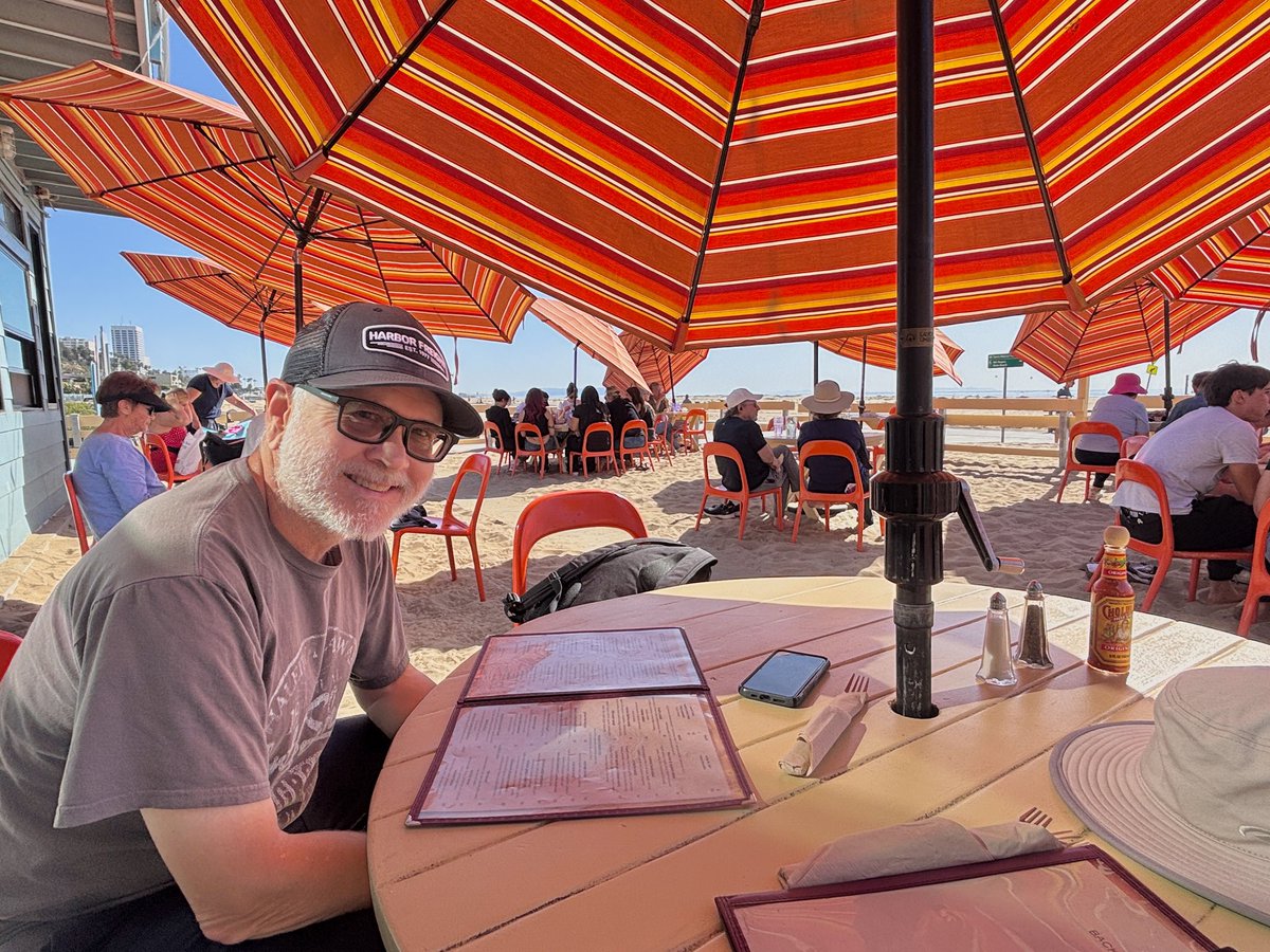 Dean Capture tweet media