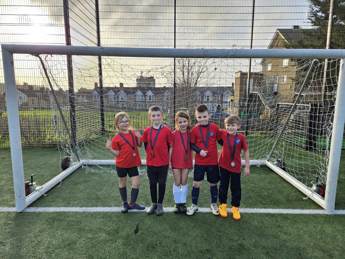 Benyon Primary PE tweet media