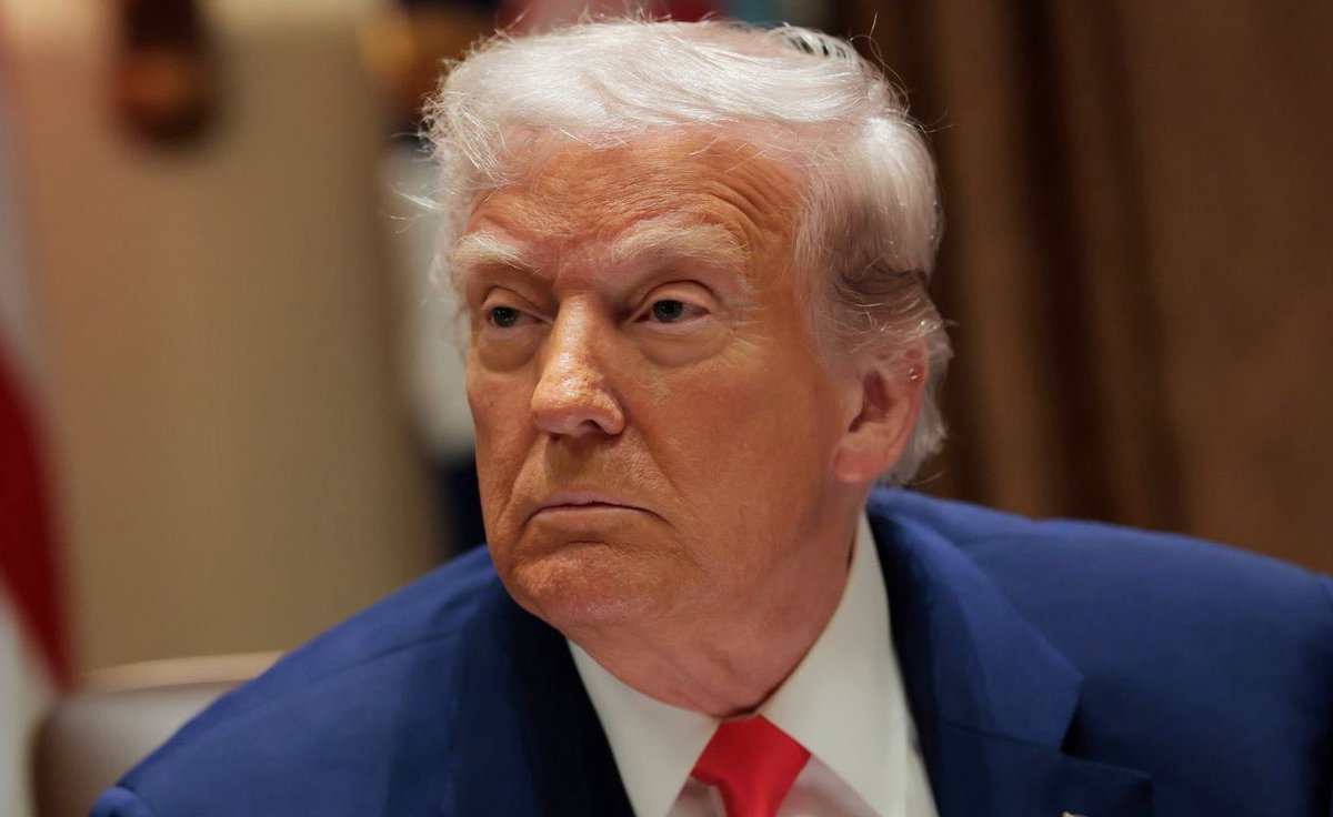 🚨 URGENT: An Iranian official claims that Trump is a child abuser, blackmailed, and controlled by Israel.