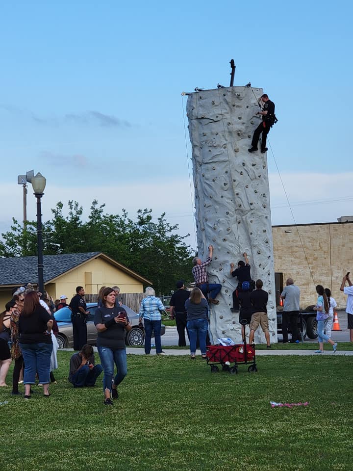 partymagictx's tweet image. Level up your event with Rock Climbing Wall Rentals in Fort Worth, Mansfield, and beyond! 🧗

We rent a rock climbing experience for your party that your guests will never forget. 🏔️ 

📞 Call 817-800-8618
inflatablepartymagictx.com/fort-worth-roc…

#RockClimbingWallRentals #InflatablePartyMagic