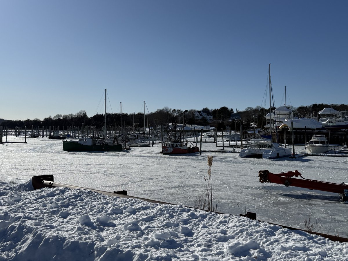 mmuhlfelder's tweet image. The part of #capecodbay that vacationers never see. This is a truly #calmocean