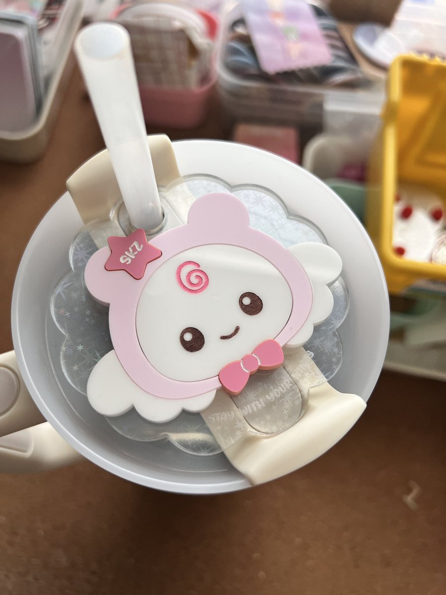 TheDancingTiger's tweet photo. Made myself the cutest lid topper today ☺️ #stayzoo #skz #straykids https://t.co/JYZVLimVF4