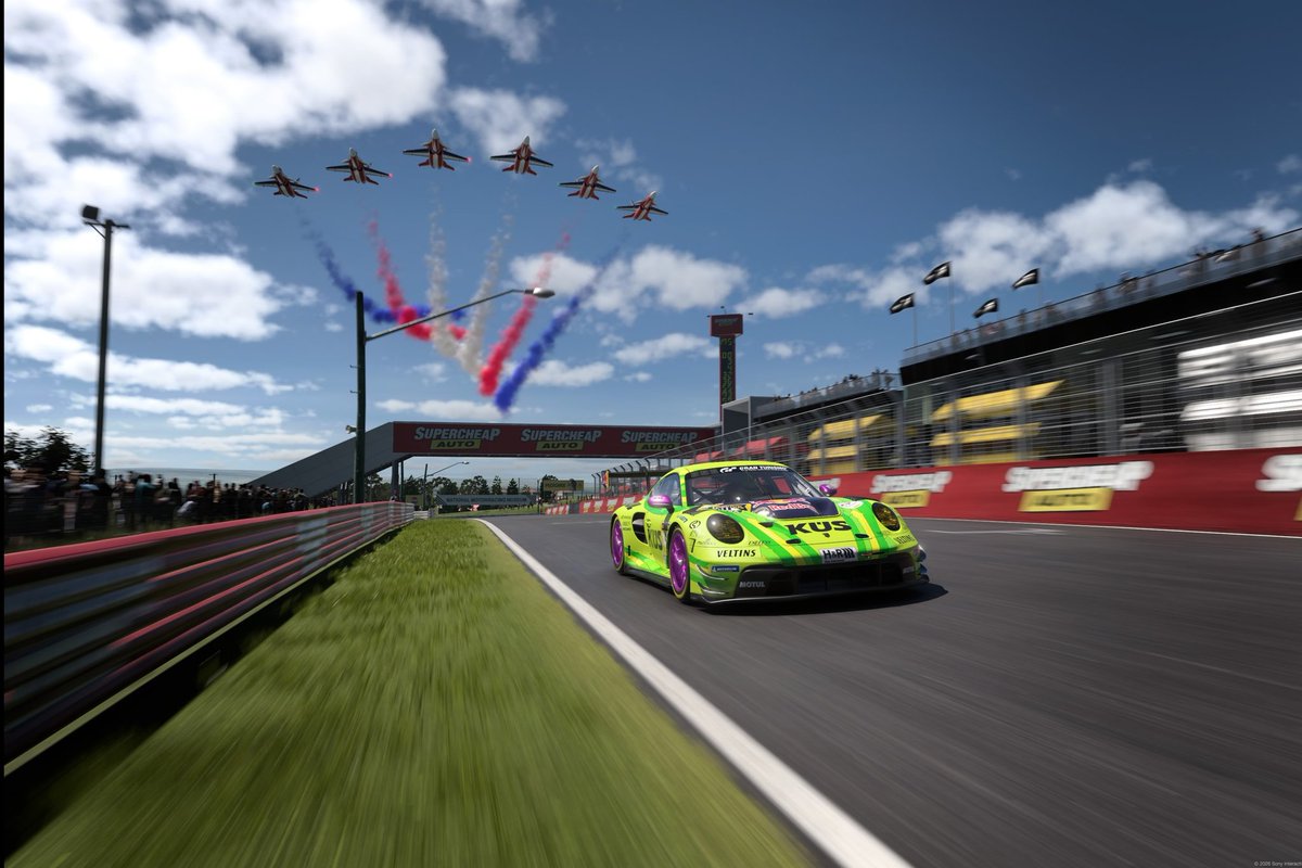 nikogf97's tweet photo. Tras la nueva actualización de Gt7 puedo decir que el nuevo porsche es mi  Gt3 favorito https://t.co/ZL1EV1xQnD
