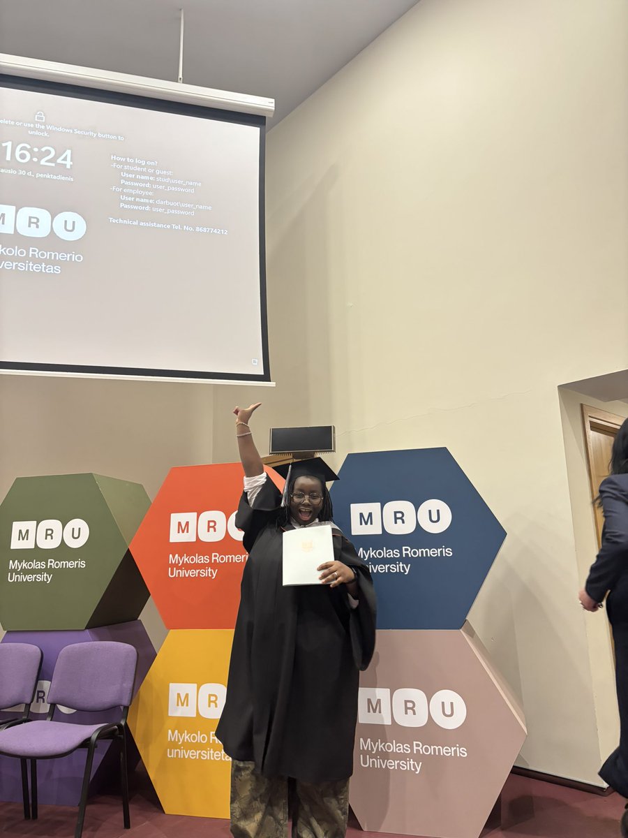 Nene_Larbi's tweet image. #Mastered. After what seemed like forever and impossible, I graduated today. God is definitely Faithful❤️❤️❤️