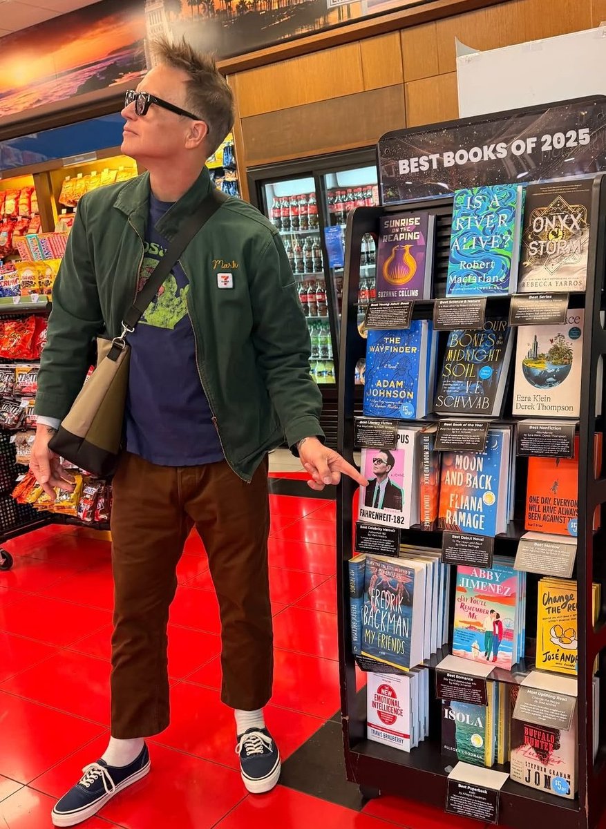 Mark Hoppus Smiling tweet media