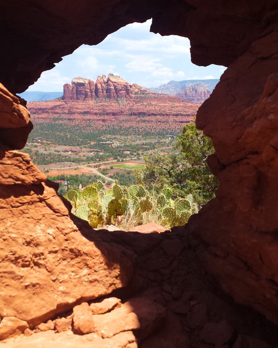 Sedona Philosophy tweet media
