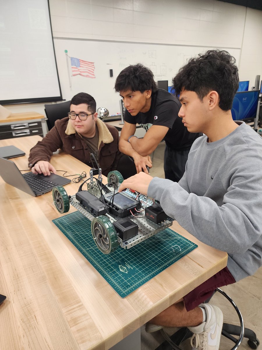 Los Fresnos CISD CTE tweet media