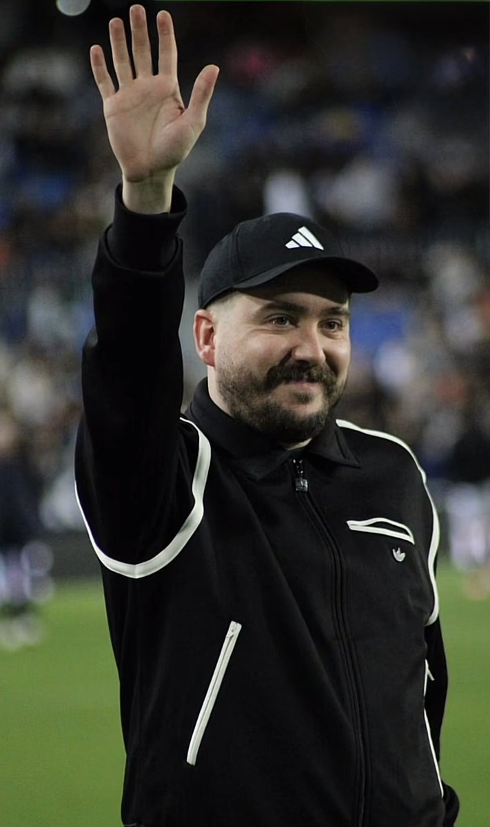 Newton Lover 💜🤍 tweet media