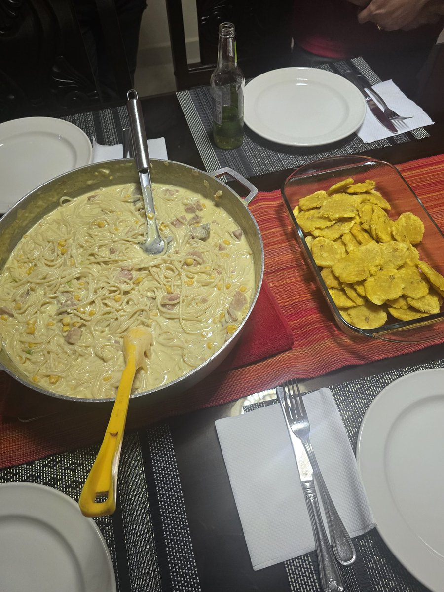 Charandy E. Castillo J. tweet media