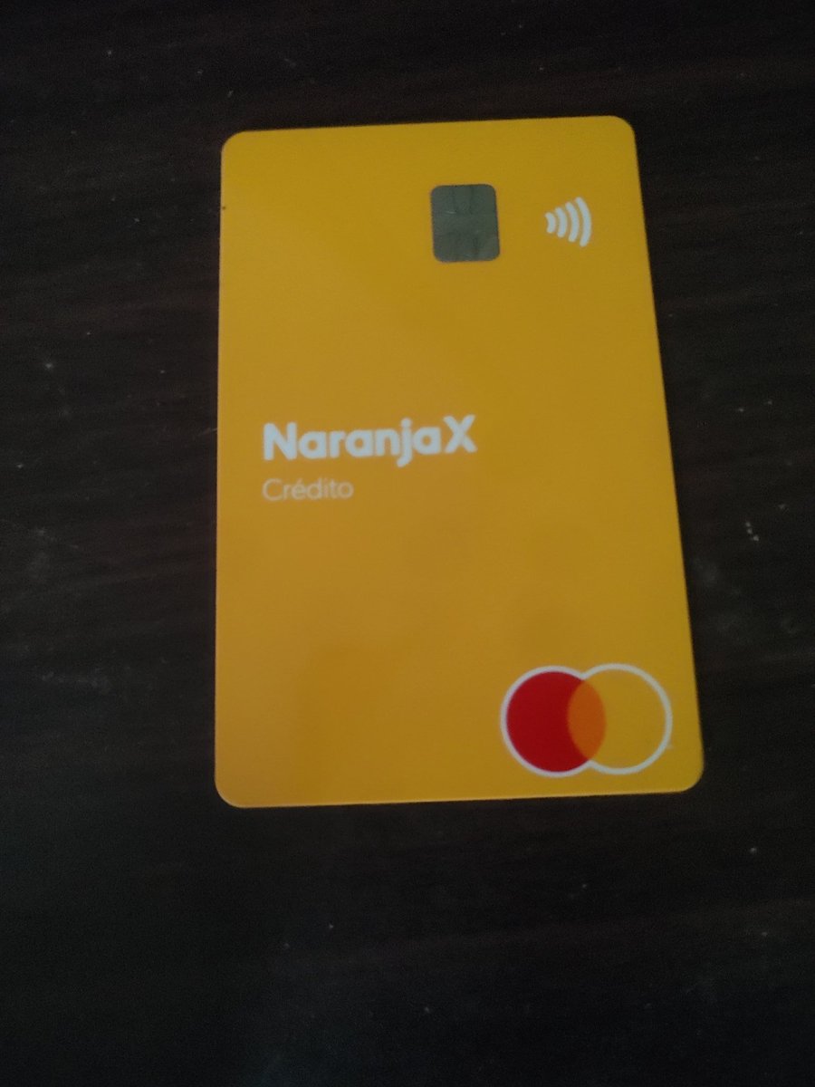 AntiCaballito's tweet photo. >pido la tarjeta naranja
>es amarilla https://t.co/5zNs9kdnbE