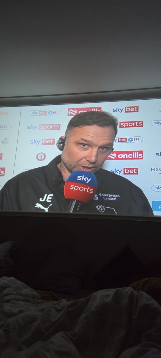 What a man but please someone sort that eyebrow out 😂😀🐏⚽️