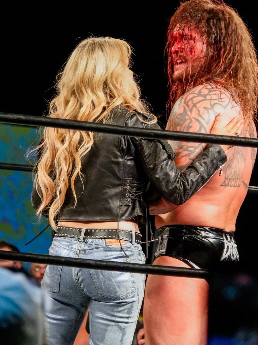 Scarlett tweet media