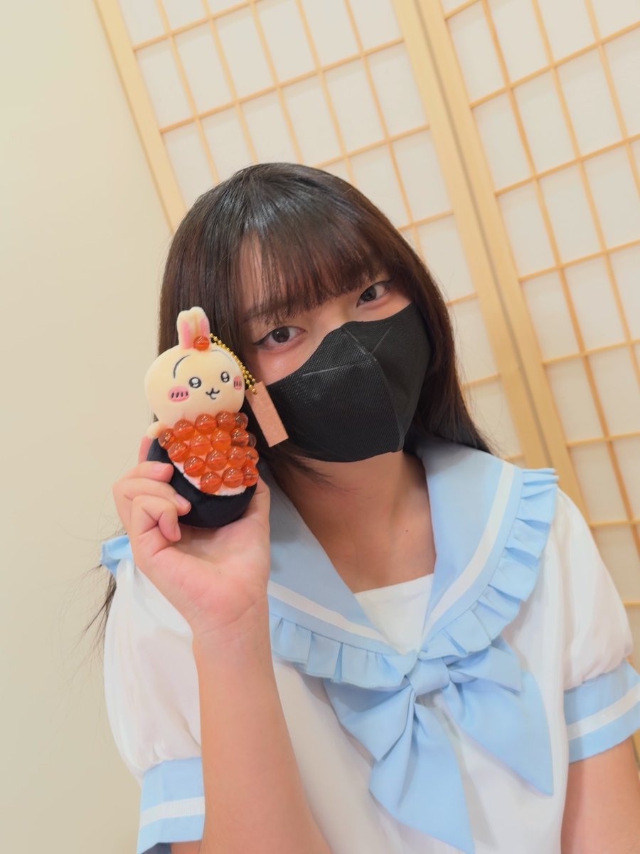 100 years of bad luck to anyone who ignores this Japanese girl 🇯🇵