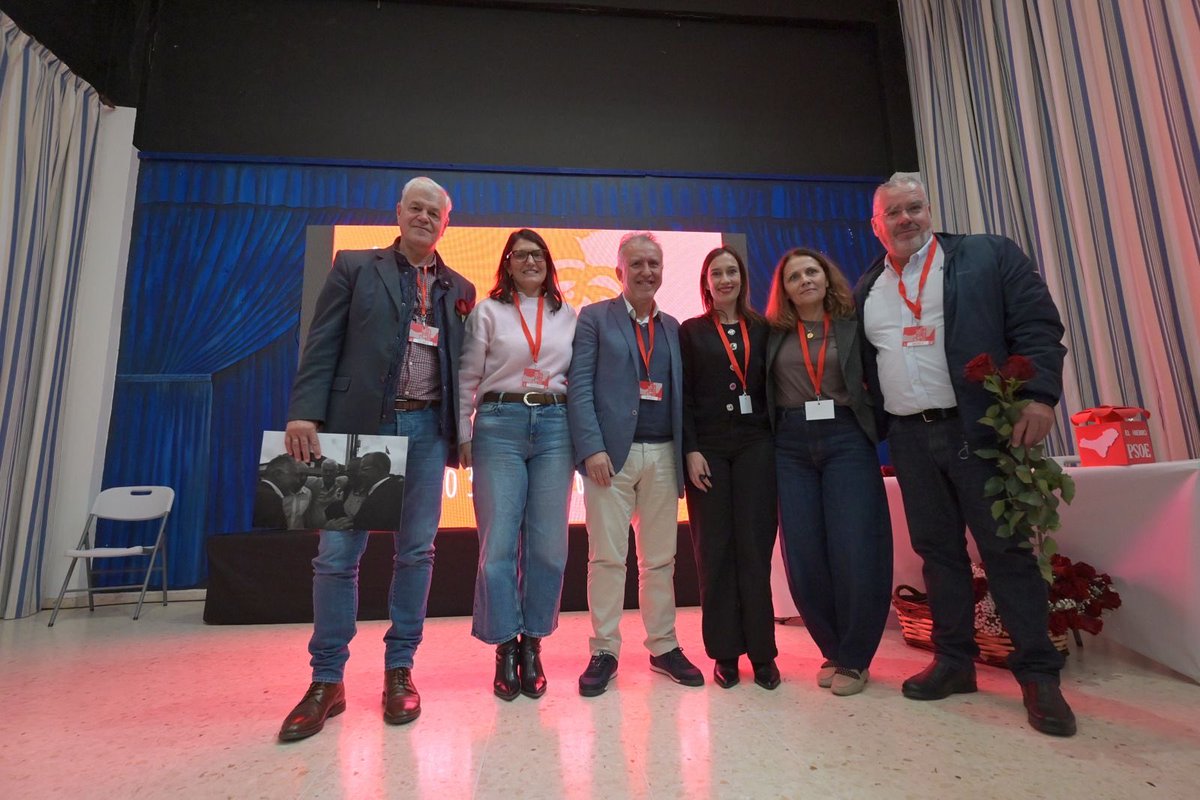 El futuro de #ElHierro pasa por Ana González, nueva secretaria general del <a href="/PSOEElHierro/">PSOE El Hierro</a>, y próxima presidenta socialista del Cabildo.

Gracias a Alpidio Armas por tanto: por su aportación, tiempo y dedicación durante estos años al frente del Partido y en el Cabildo. Esta isla te