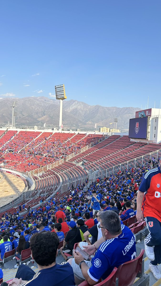 Ya estamos 💙❤️
#VamosLaU 🤘🏻