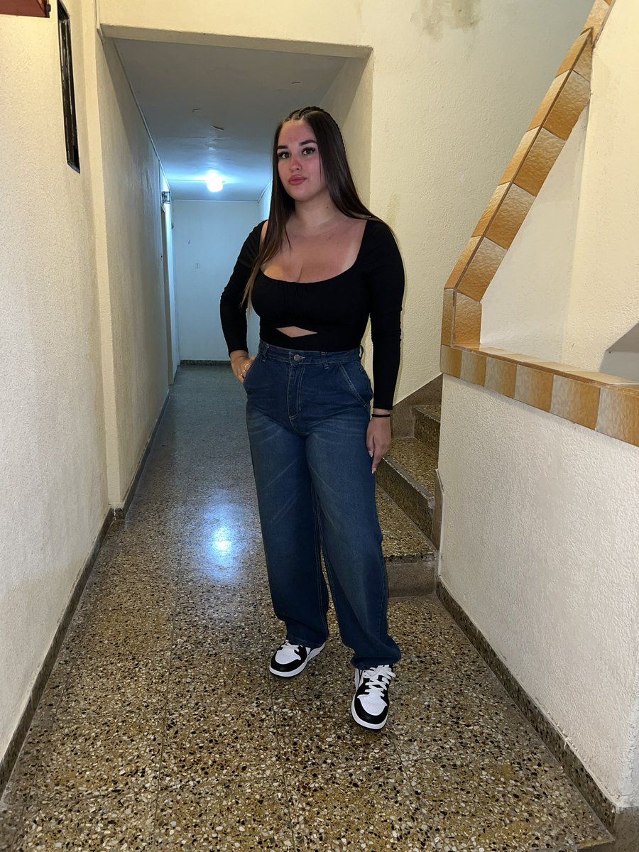 arandamiia's tweet photo. Bronceada🥵 https://t.co/jIPfNAFLNW