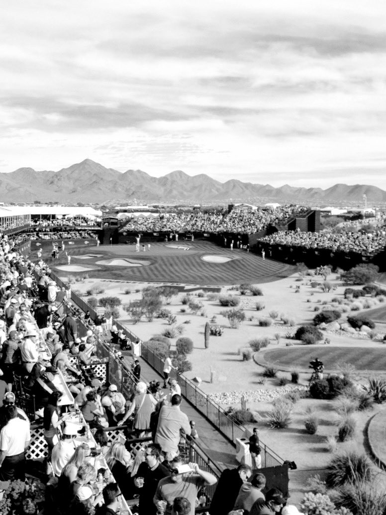 WanderingSpec's tweet photo. @WMPhoenixOpen @tpcscottsdale @WasteManagement My view in 2014 https://t.co/9YNzL8n9mF