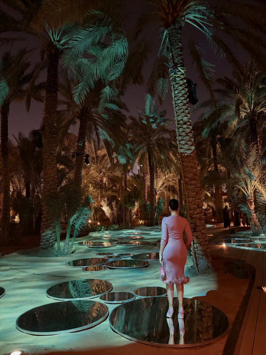 جورجينا في الدرعية 😍

عندكم تعليق على ملابسها؟ <a href="/Gmedia_SA/">الهيئة العامة لتنظيم الإعلام</a> 
لا ؟ 
اوكي 

-