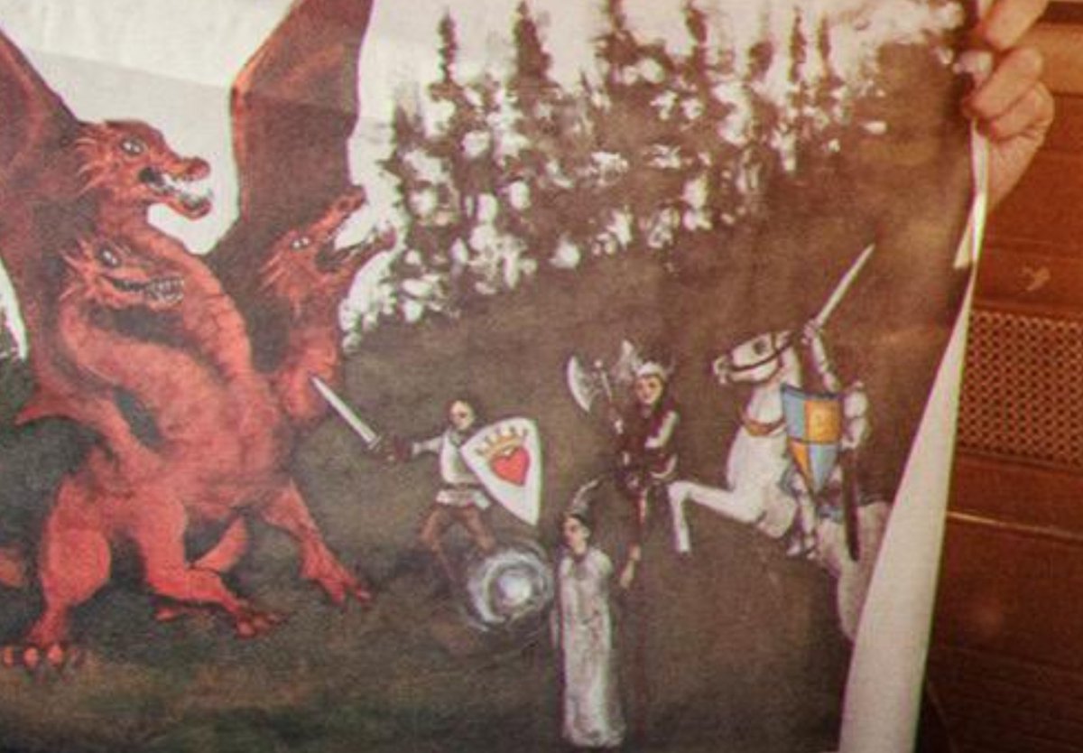 lilli_elif's tweet image. No it is yellow and blue, but it’s literally in the wrong place. The first left corner is supposed to be blue. It’s yellow. I tried to draw (I can’t draw 💔) it in so you could see it better. This is crazy and DEFINITELY intentional. #paintinggate #conformitygateً