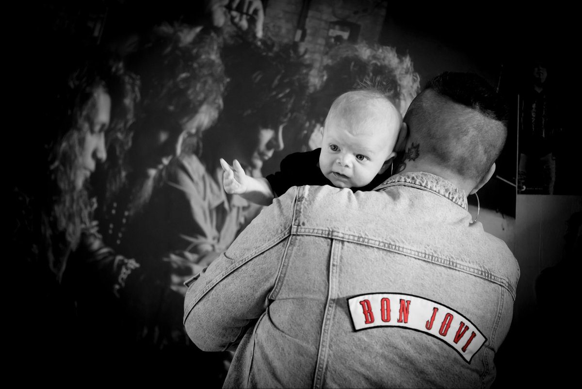 What rockstars are your kids named after? We’ve got Axel, Eric and the latest edition to our family Richie, named after the one and only <a href="/TheRealSambora/">RICHIE SAMBORA</a> 🤘❤️