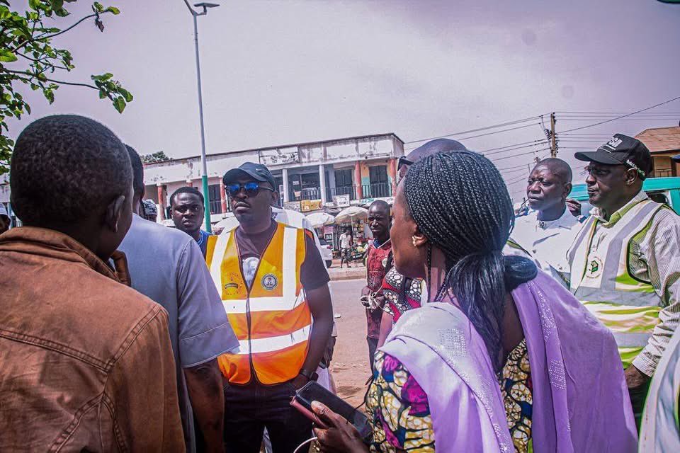 PRESS STATEMENT ON THE ASSAULT OF PEPSA STAFF DURING SANITATION SUPERVISION AT BUKURU MARKET

The Plateau Environmental Protection and Sanitation Agency (PEPSA) strongly condemns the assault and attack on its staff during a routine sanitation supervision exercise at Bukuru