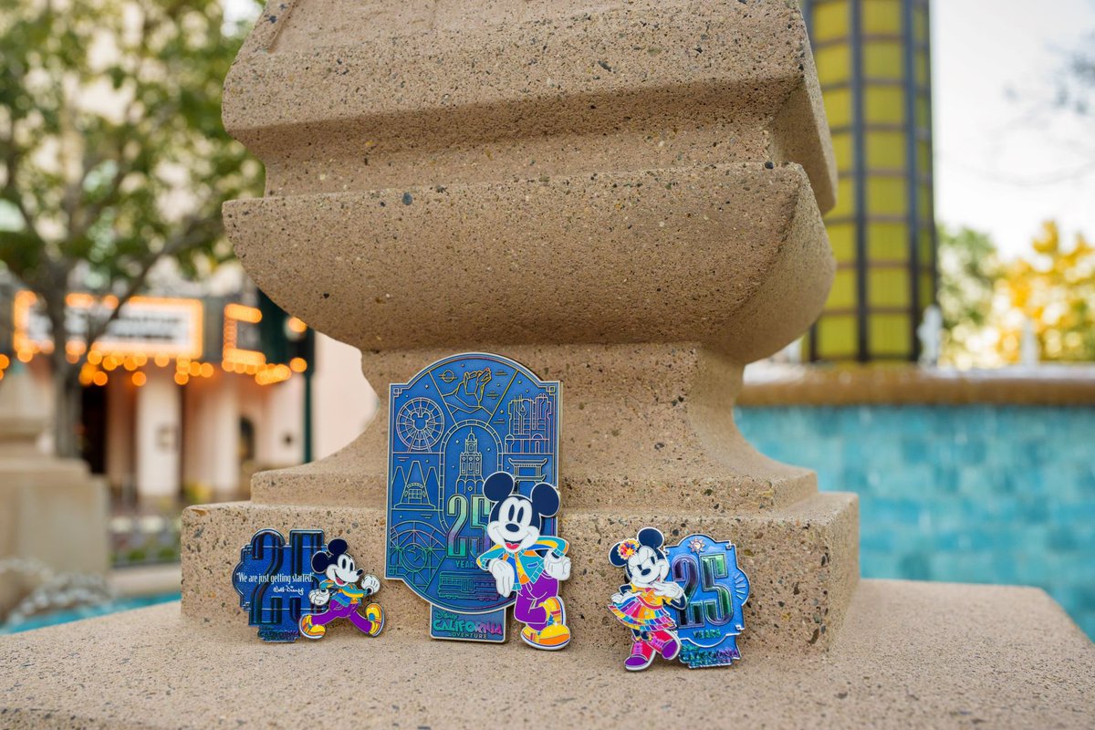 今年はカリフォルニアアドベンチャーパーク25周年もお祝いできる