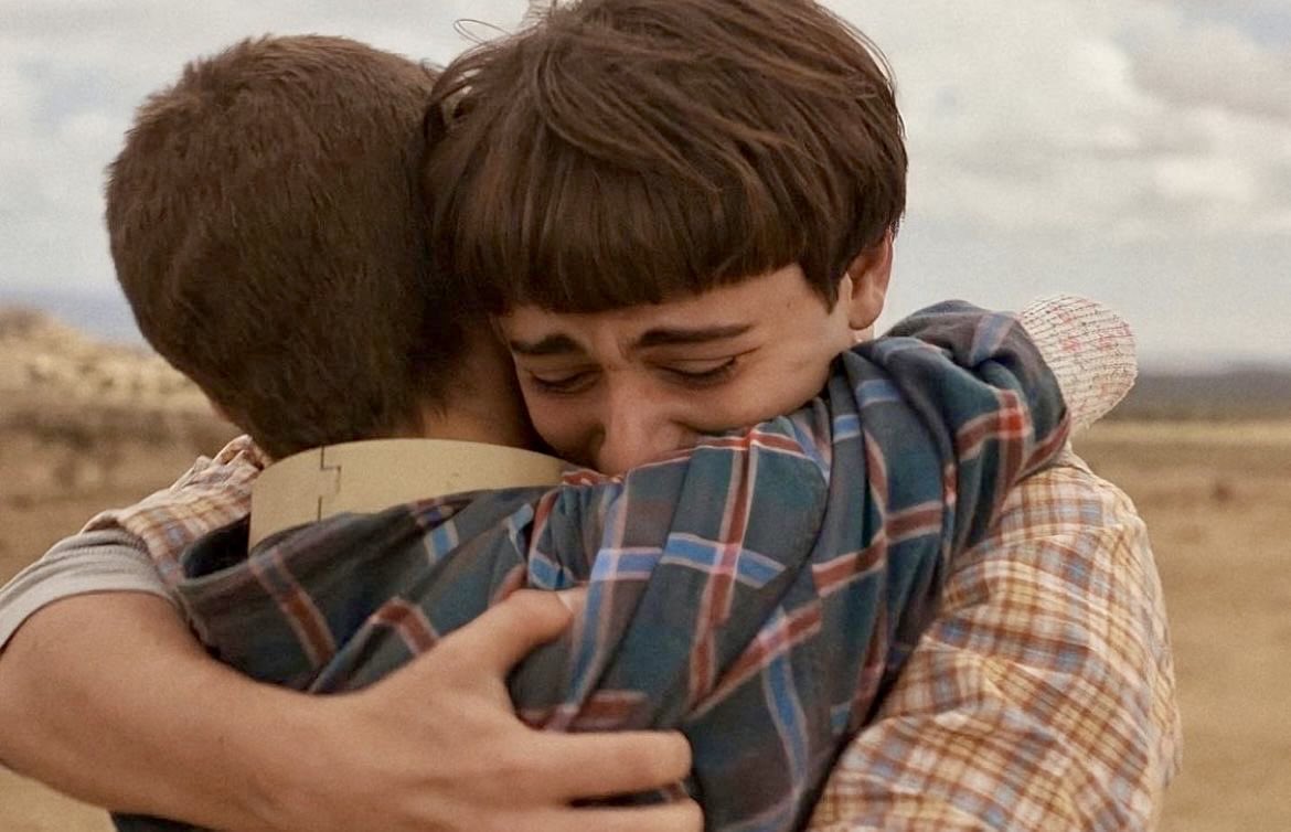 byersgate's tweet photo. the way will melts into every hug he receives i need to kill everyone and then myself https://t.co/xly82fh134
