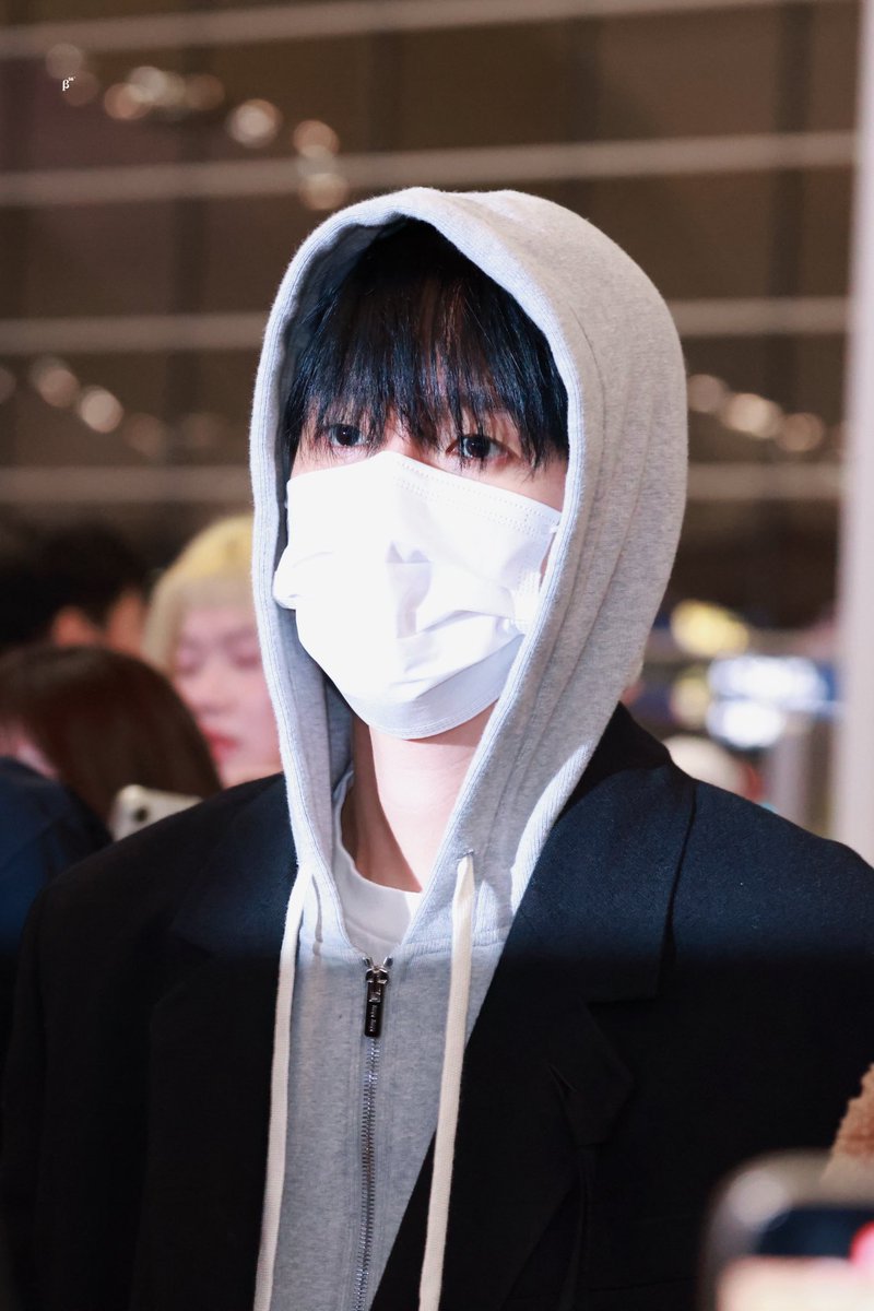 Berryyu56 tweet media