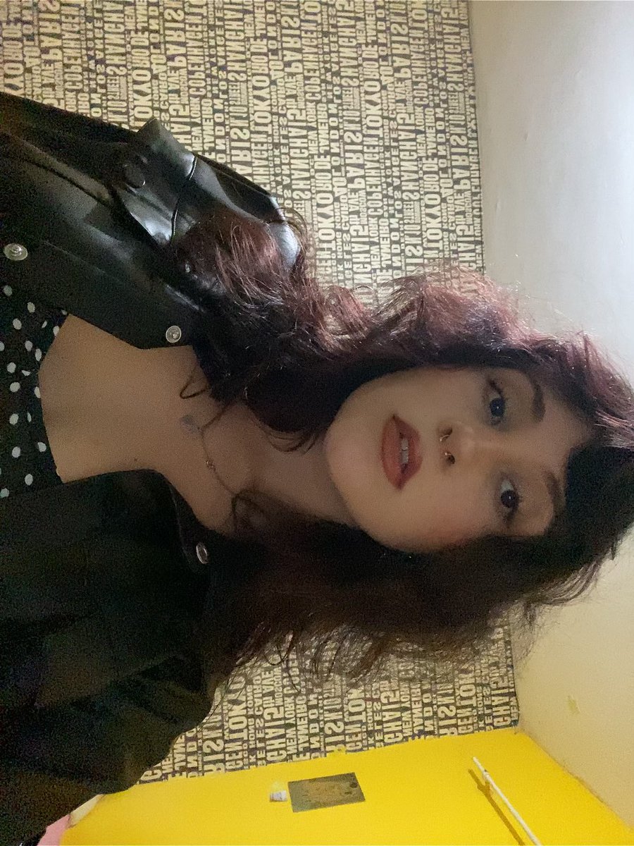 manullae's tweet image. indo passear 🚶🏻‍♀️