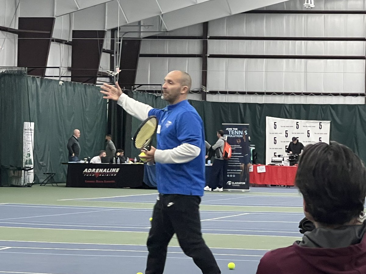 CGHSTennis's tweet image. Another great year of presenters at the @IHSTCA conference. Always looking forward to seeing fellow coaches &amp;amp; learning new things &amp;amp; definitely walked away with a lot of new information. PLUS got to meet my favorite college coach @CoachJimmyB and his lovely mom. #neverstoplearning