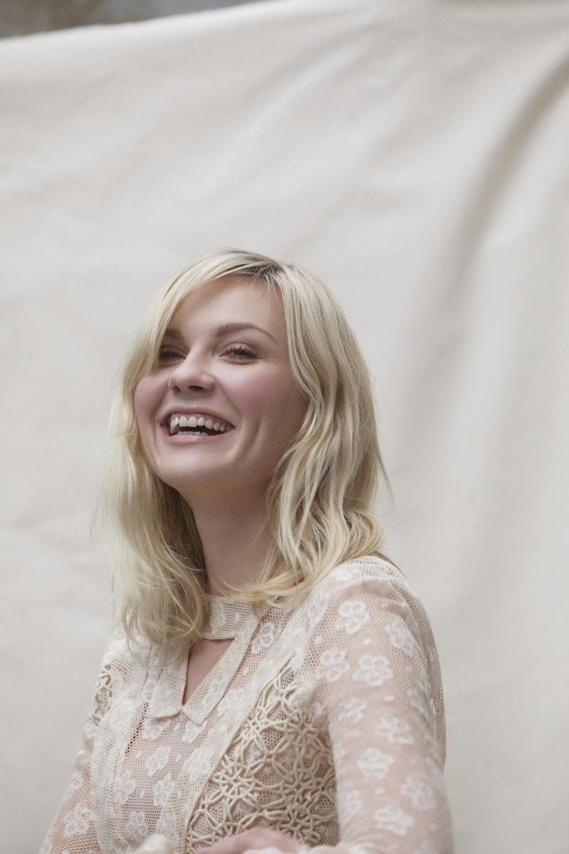 Kirsten Dunst Updates tweet media