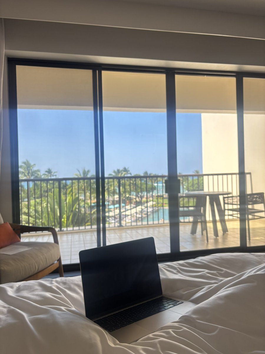 Amy Street 🇺🇸 tweet media