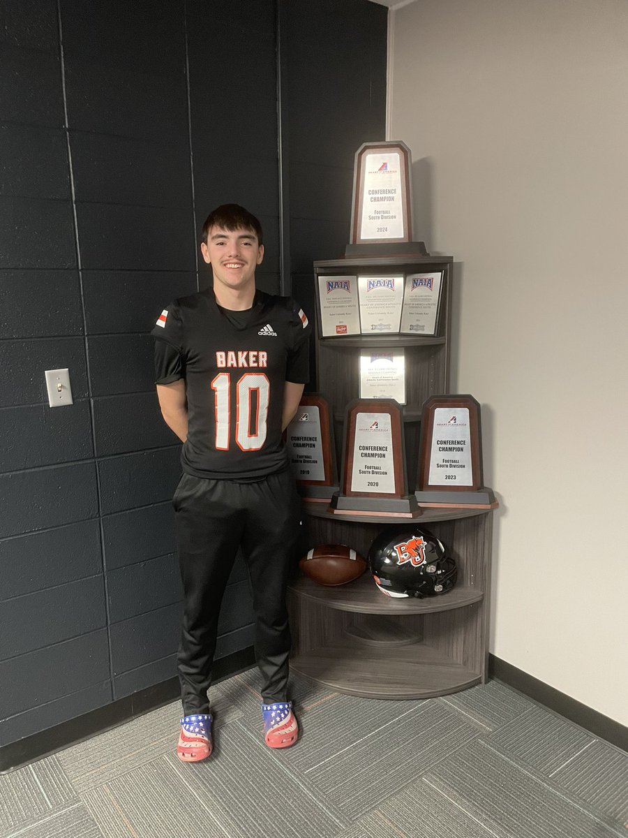 Henry Galus tweet media