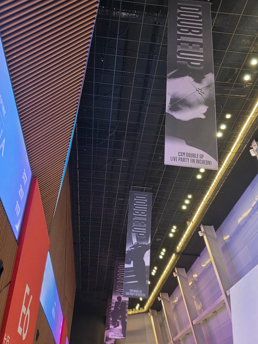 찌잉✨ tweet media