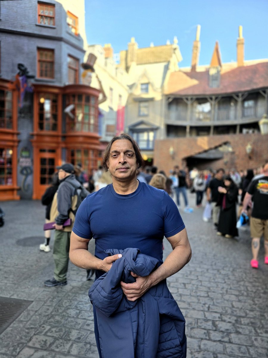 shoaib100mph's tweet photo. Some more of Orlando https://t.co/MkhqTJFAWC