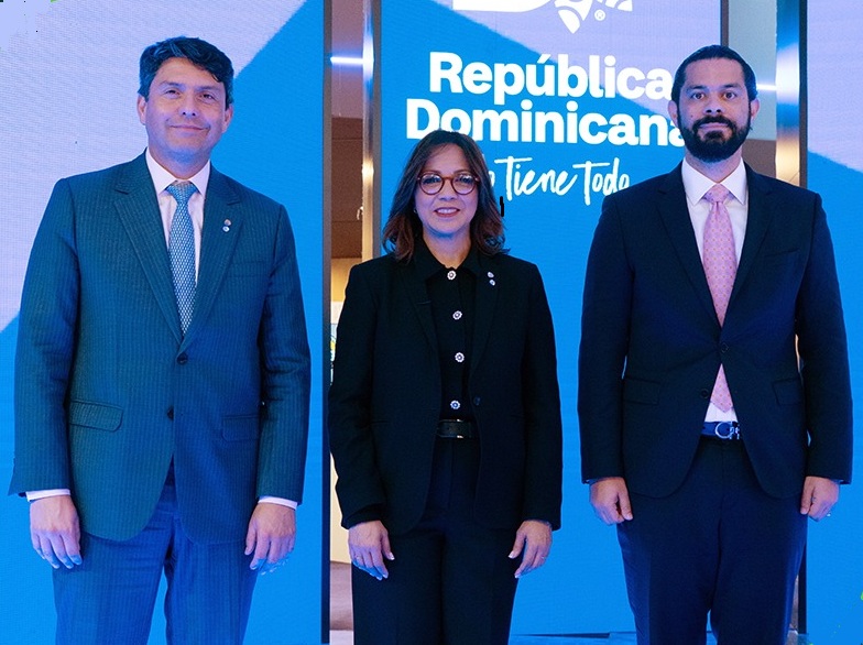 <a href="/BancoBHD/">Banco BHD</a> y Asociación Dominicana de Turismo Deportivo anuncian acuerdo para impulsar el desarrollo turístico deportivo bit.ly/4a213IR <a href="/ADOTURD/">ADOTURD</a> <a href="/yerikperez/">Yerik Perez</a> <a href="/josefinanav/">josefina navarro</a> <a href="/ArielPerezPSH/">Ariel Pérez</a> <a href="/TurismoRD/">Ministerio de Turismo RD</a>