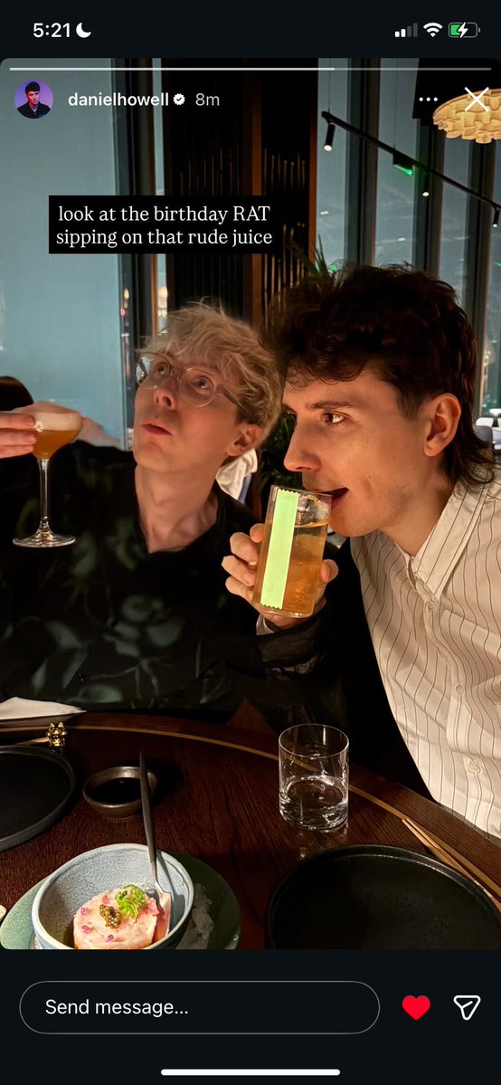 phanifyit's tweet image. The mullet is long okay inches !!