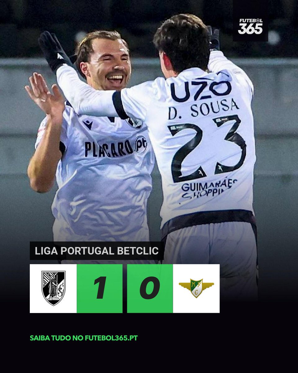 futebol365's tweet image. O Vitória de Guimarães venceu hoje em casa o vizinho Moreirense por 1-0, no encontro inaugural da 20.ª jornada da I Liga portuguesa de futebol, ascendendo, provisoriamente, ao oitavo lugar.

Ver mais: futebol365.pt/artigo/325450-…

#ligaportugalbetclic #vscmfc #moreirensefc #mfc