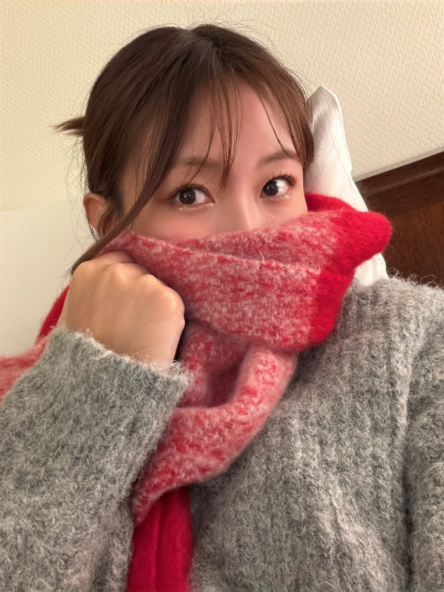 おはよう˚✧₊⁎

ふんわり雪が降っているよ。

寒いよ。