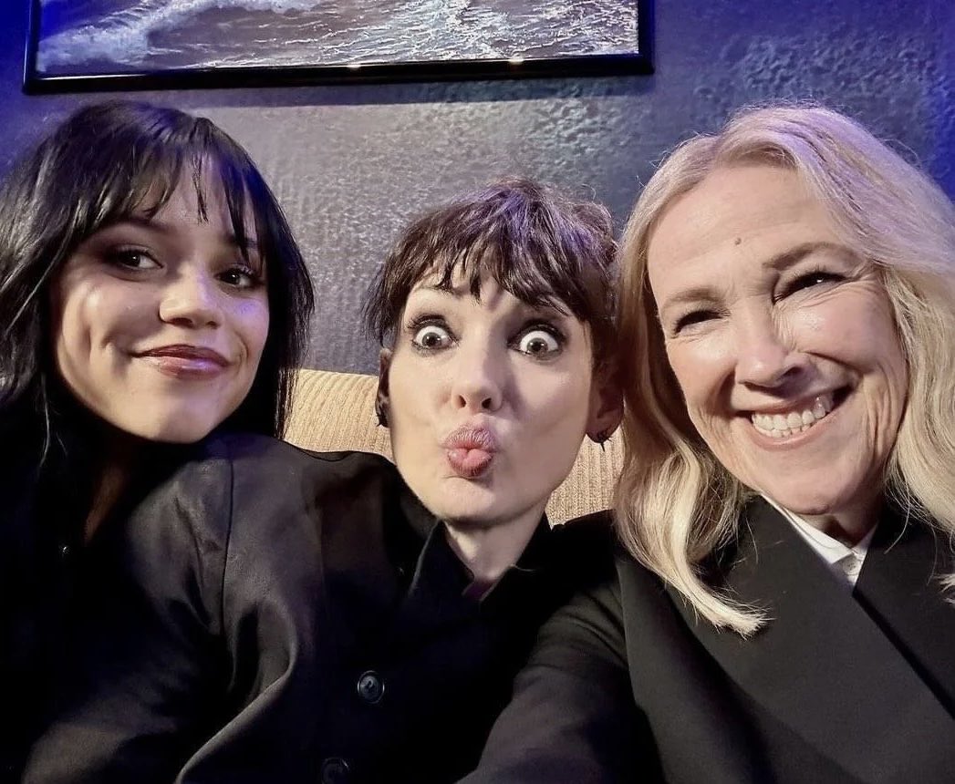 sadie🐾 tweet media